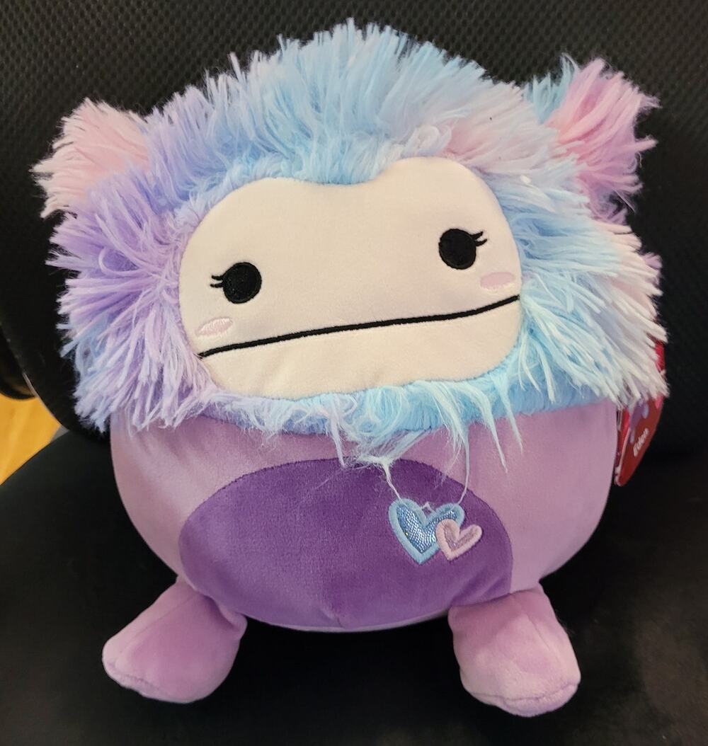Eden Purple Bigfoot Squishmallows 8" Plush Valentine's Day/Sweetheart Collection